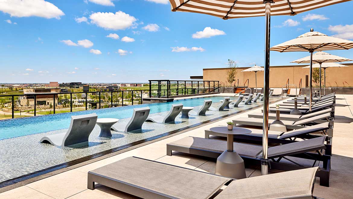 Infinity pool at the Omni PGA Frisco Resort